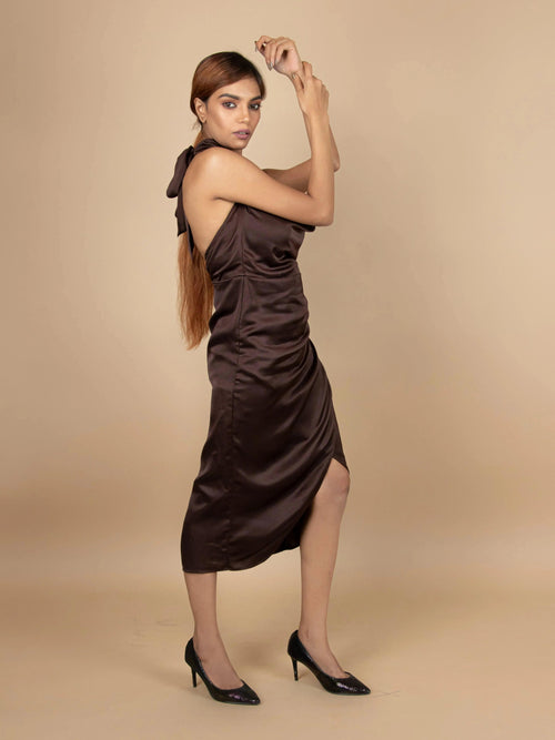 RADIANT SATIN HALTER NECK BODYCON DRESS-Womenue